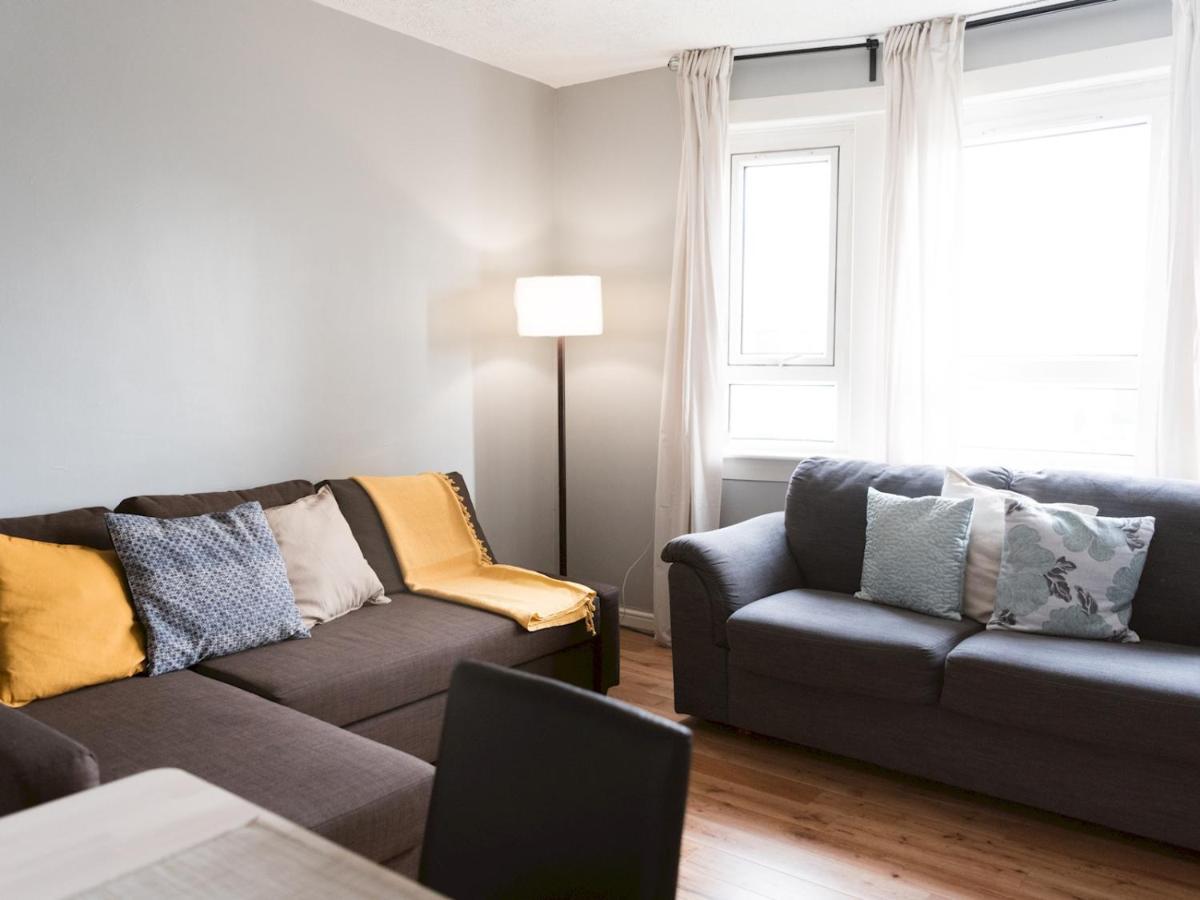 Pass The Keys Cozy Two Bed Flat Near Glasgow Airport & Paisley Extérieur photo