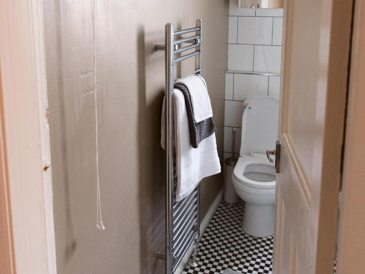 Pass The Keys Cozy Two Bed Flat Near Glasgow Airport & Paisley Extérieur photo